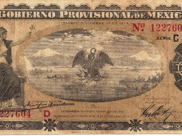 The image shows an old Mexican 10 pesos banknote from 1914 with a picture of a woman and an eagle...